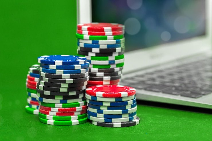 Platform viartoto menampilkan berbagai kategori permainan sportsbook, live dealer, slot, dan esports